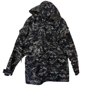 USN Working Parka Goretex Jacket Size Small Short USGI Blueberry Digital Camo